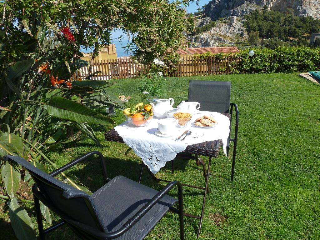 Villa Di Giorgi Apartments Cefalu Exterior photo